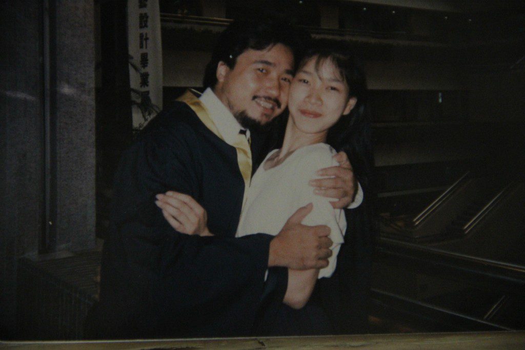 古明華與太太Terri相伴多年。