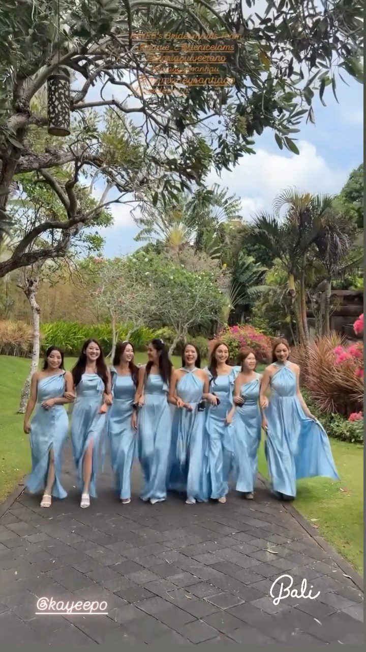 譚嘉儀的婚禮由八位港姐好友組成姊妹團。