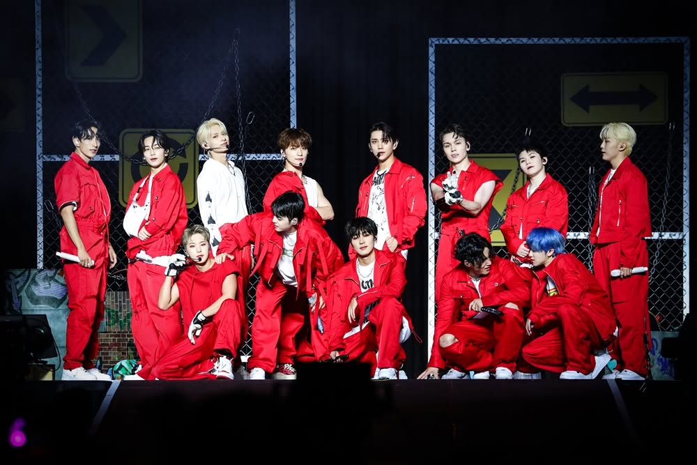 人氣男團SEVENTEEN同樣隸屬HYBE體系。