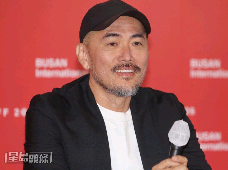 導演廉圭福透露,是靠著人情才成功邀請到秀智為《漫漫長夜》擔任旁白。