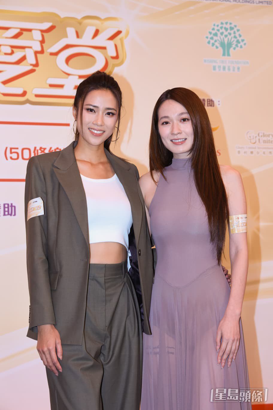 劉穎鏇亦以展現腰線的造型亮相。