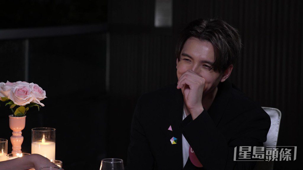 Oscar外形俊朗。