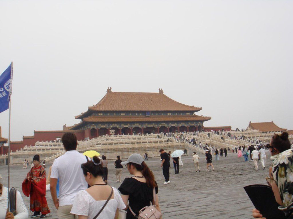 旅行其中一站到了北京故宮，歐倩怡分享了一張由女兒拍攝的故宮全景照片。
