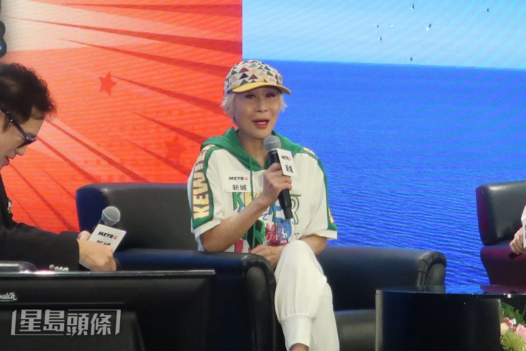 陳曼娜在台上分享昔日TVB工作情況，直言人工低、工時長是她離巢的主因。
