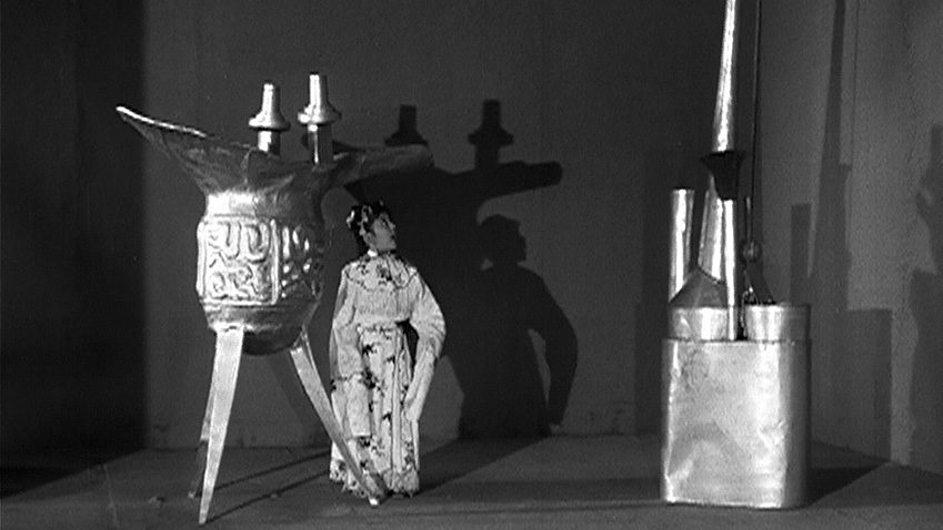 1961年的經典作品《夜光杯》同屬桃源公司出品。