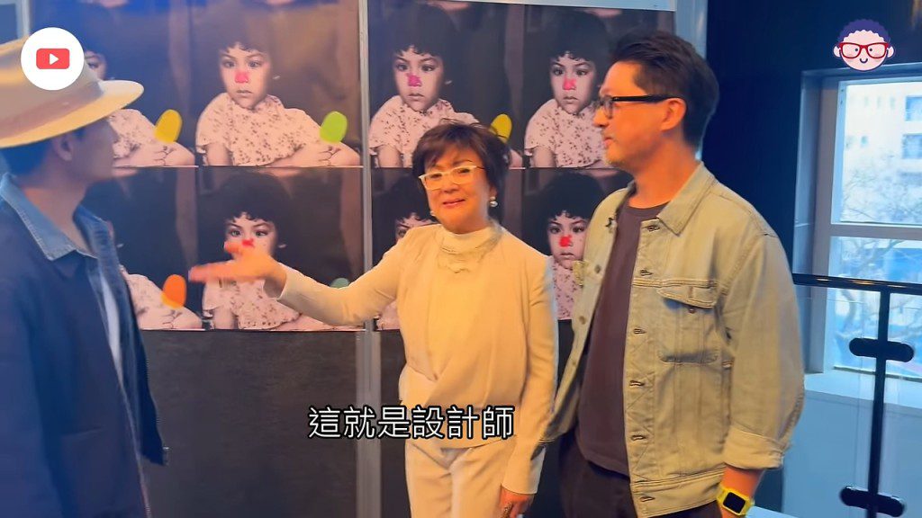 馮寶寶介紹兒子創作的雪條造型藝術品。