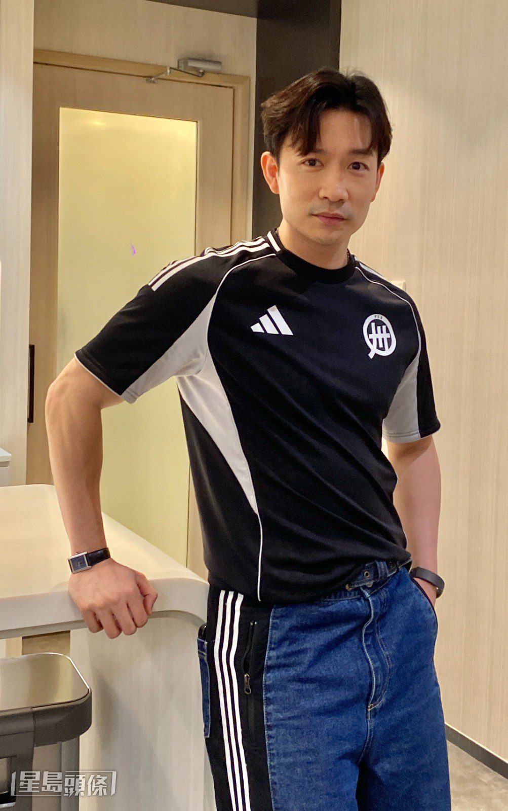 周志康憑藉參與《中4》節目,人氣持續上升。