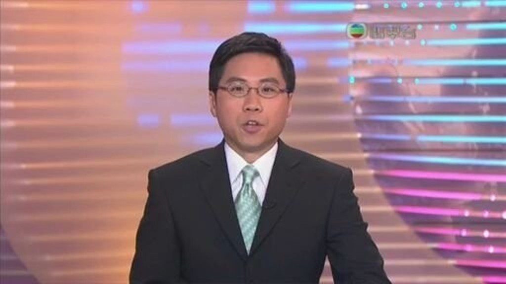 方東昇於1998年以實習生身份加入TVB新聞部,畢業後正式成為港聞記者。