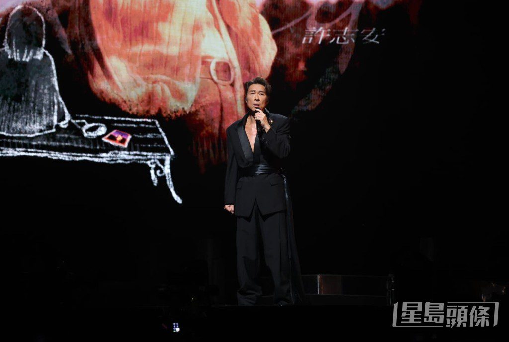 許志安在《On Stage》演唱會尾場傾力演出，為樂迷帶來精彩表演。