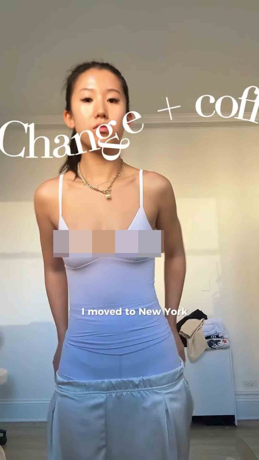Natalie不時分享更衣影片,風格率性。