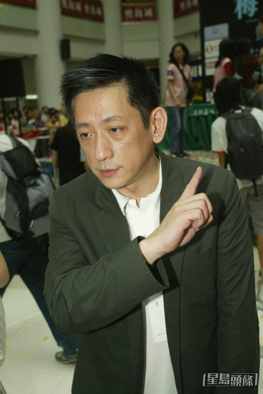 對於骨灰疑被盜，連炎輝表示：「唔緊要啦！阿妹已經去咗淨土。」