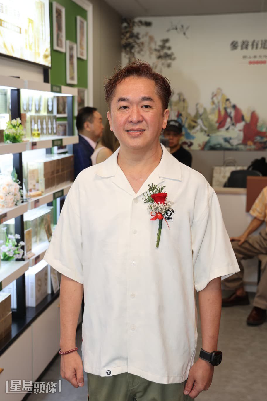 談及梅艷芳骨灰被盜事件,鄧兆尊表示自己早於新聞報導前已知情。