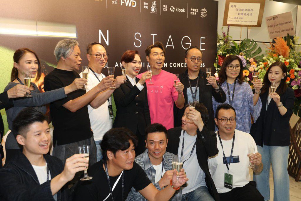 被問會否再踏紅館,許志安表示若有合適檔期,亦想再次舉行演唱會。