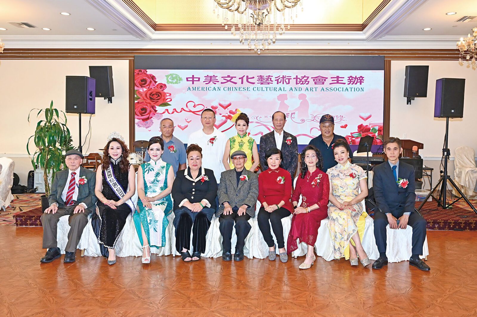中美文化藝術協會首長及董事合影。馬紅兵攝