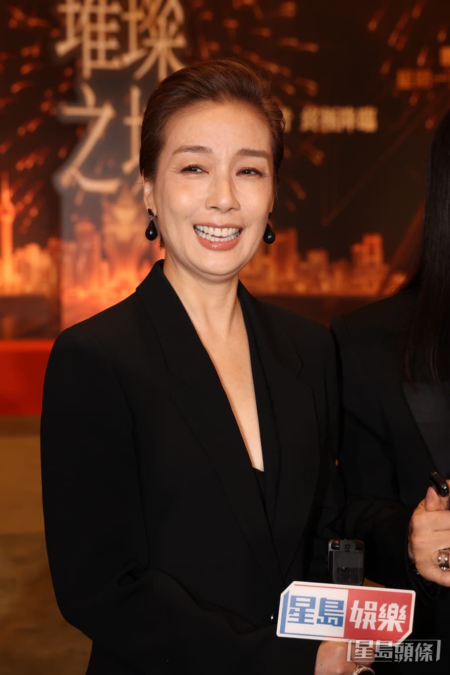 江美儀回覆傳媒時說:「唔係事實嘅嘢,唔回應啦,多謝!」