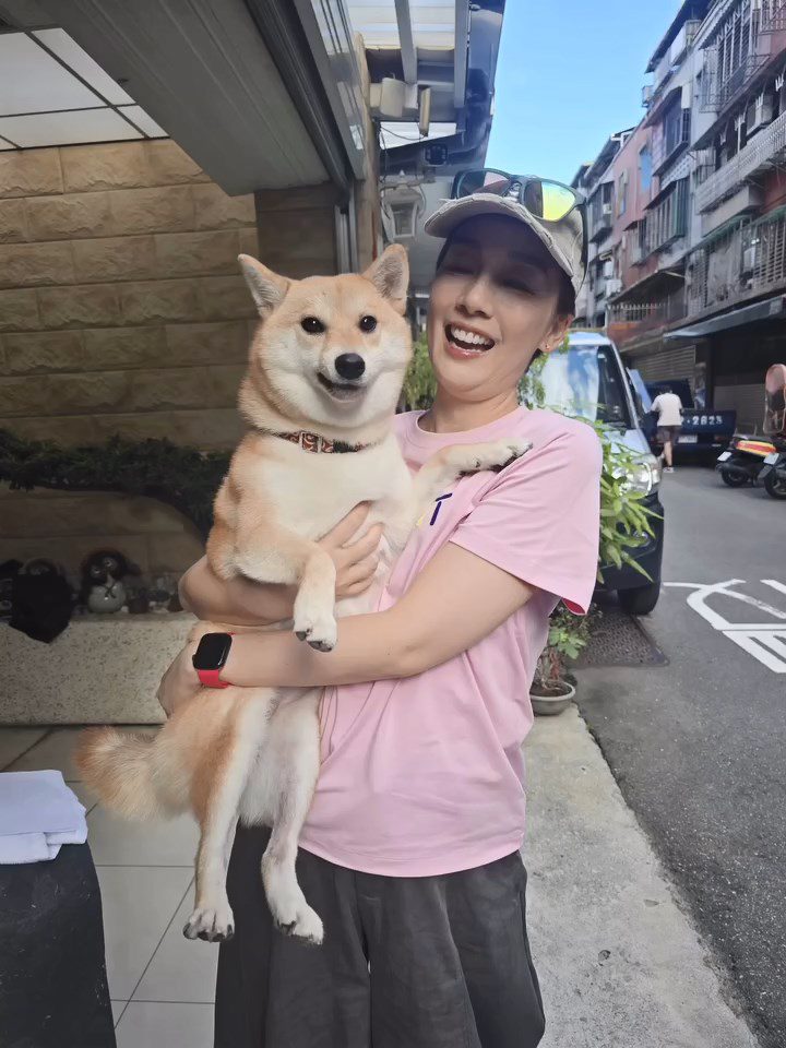 江美儀否認有關節目《一個好人》是「做騷」的說法,但沒有詳細說明。