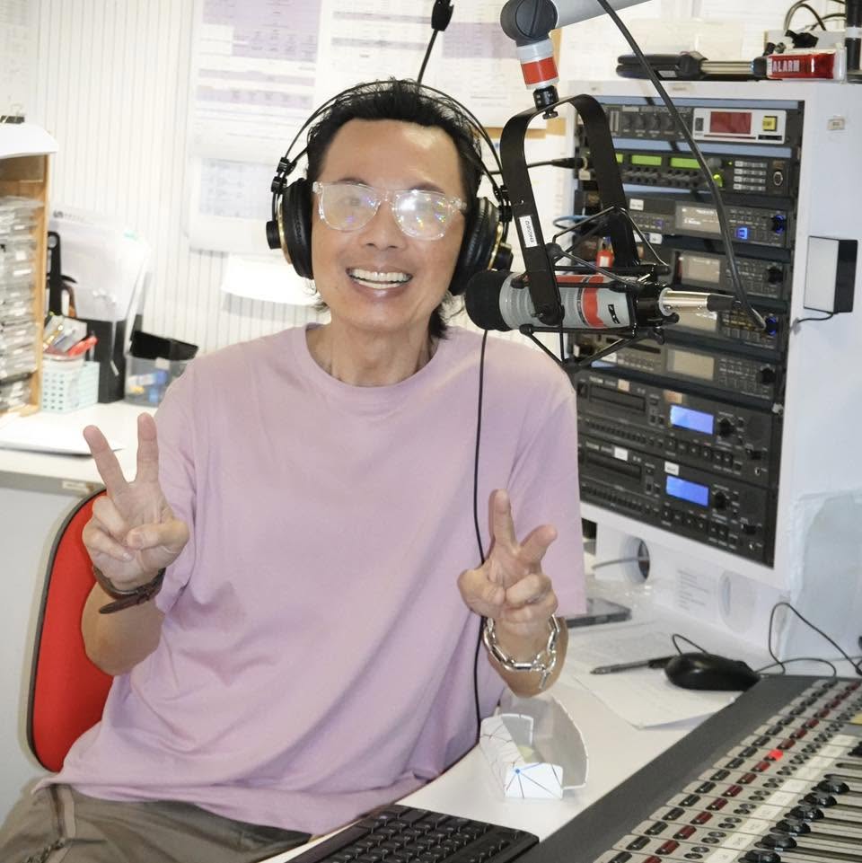 歐陽德勛亦曾於香港電台擔任 DJ。