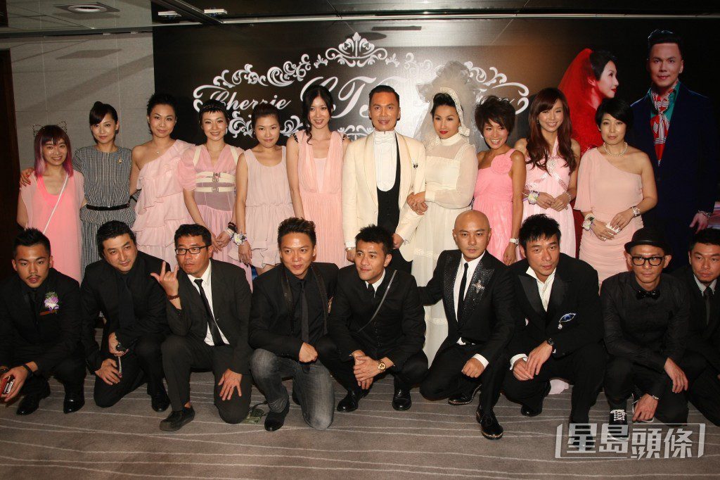 兩人結婚時,Big Four 與多位圈中藝人擔任兄弟姊妹團,陣容鼎盛。