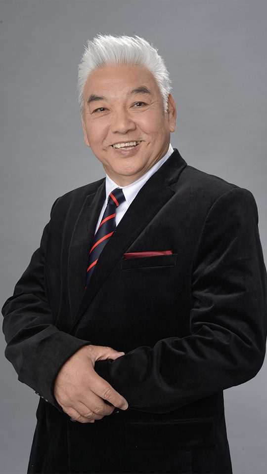 蔡國慶於2005年移居美國,並在2013年回流香港,重返電視圈拍劇。