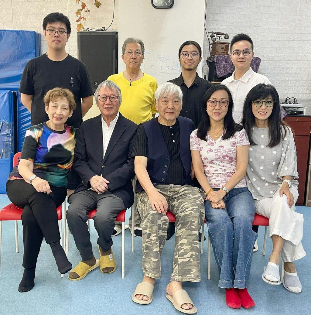 蔡國慶曾遠赴新加坡參與粵劇演出。
