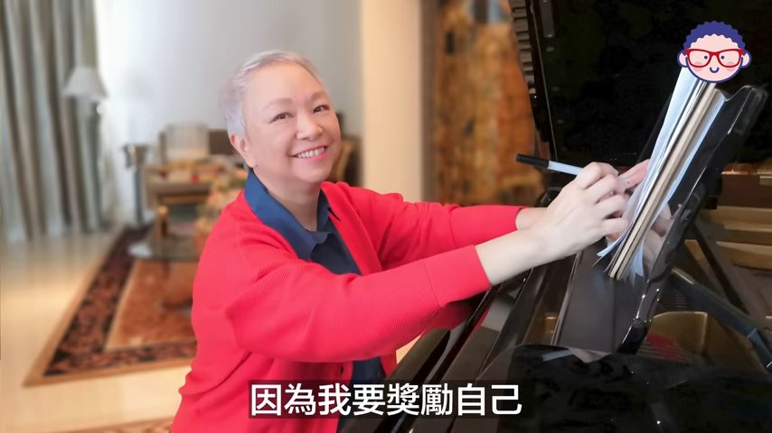 陳秋霞2016年患上乳腺癌二期,經長時間化療後康復,對現時生活非常滿足。