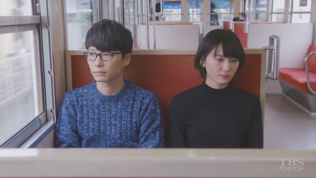 婚後兩人生活低調,曾因工作關係維持「分居婚」,引來外界對感情的揣測。