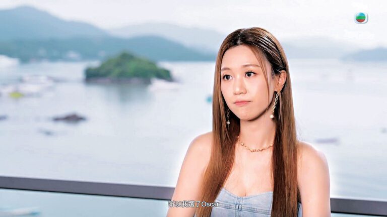 何沛珈對海鮮過敏的Oscar剝蟹時有改觀。