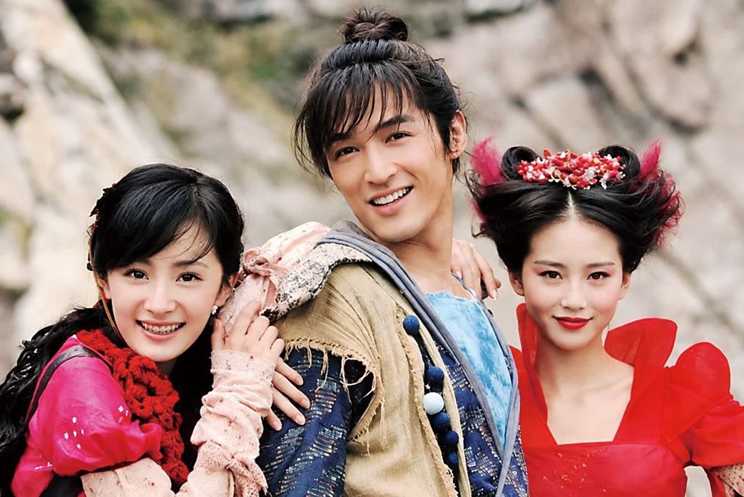 胡歌（中）、楊冪（左）、劉詩詩主演的《仙劍奇俠傳》備受好評。網上圖片
