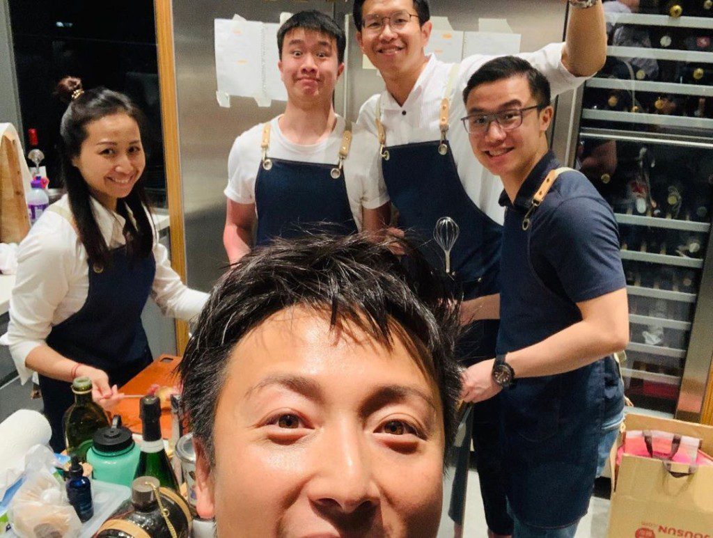 廚房大得可容納5個人一起準備食物。