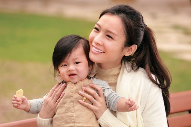 李佳芯在《BB來了》中任主演。