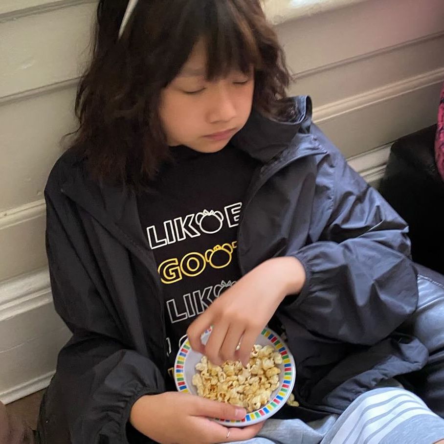 陳莉娜原本擔心女兒到英國後會不適應，但大女僅數天後已投入新生活。