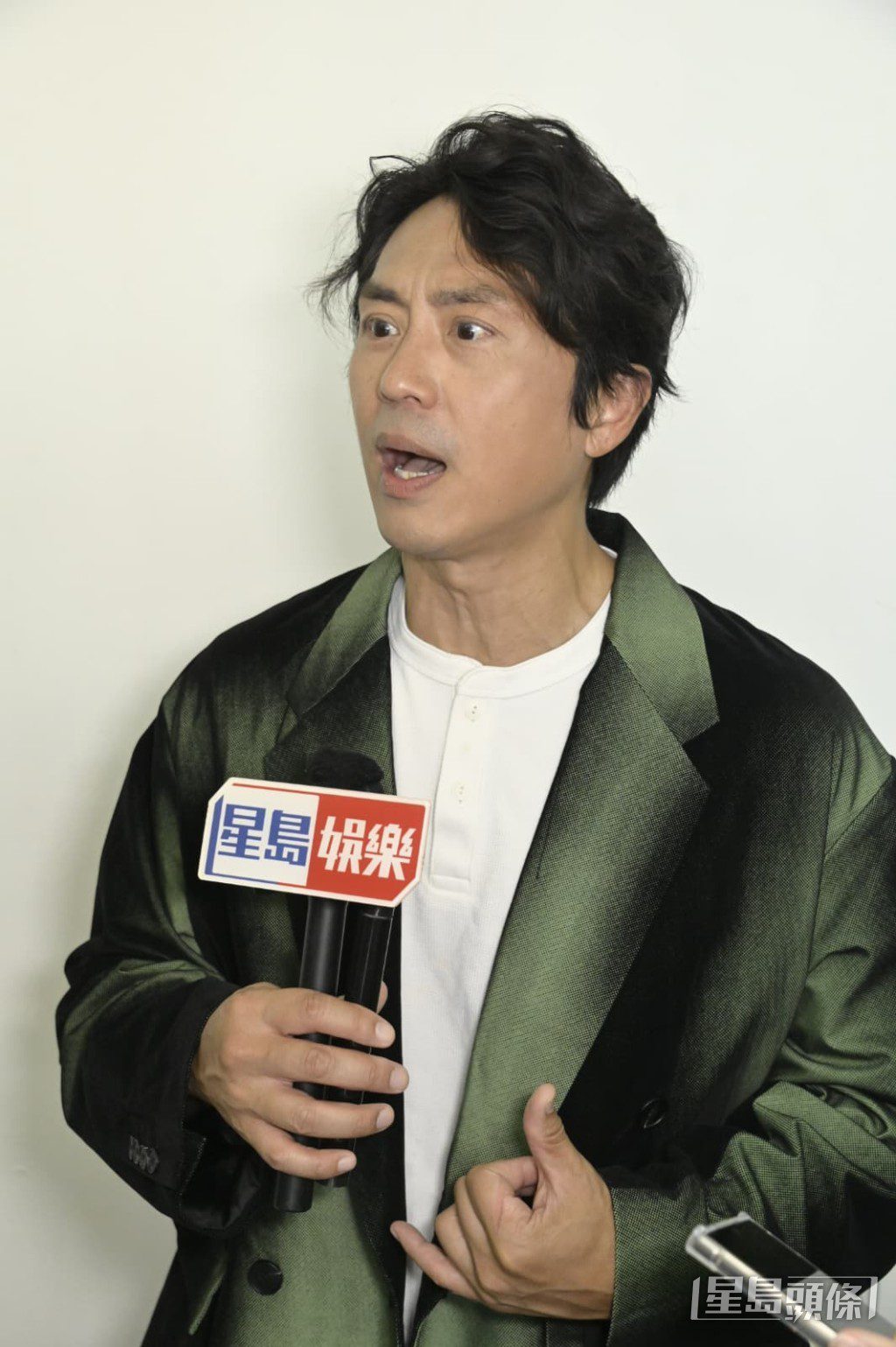 森美提及考慮五年內放長假陪家人。