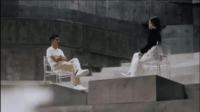 節目中,李施嬅被安排與前未婚夫車崇健面對面傾談。