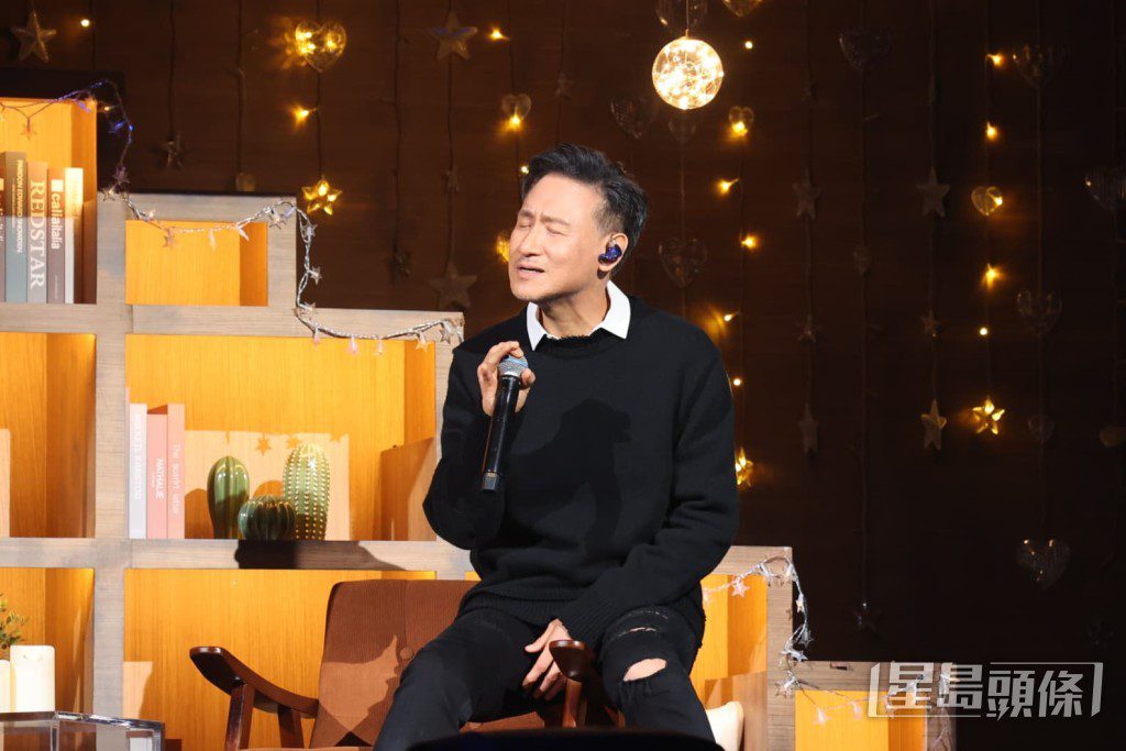 歌神張學友現身許志安演唱會尾場擔任嘉賓。