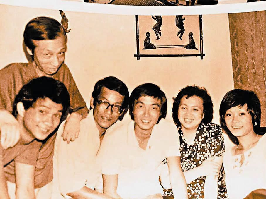 70年代電視史上傳奇人物李兆熊(左三)。