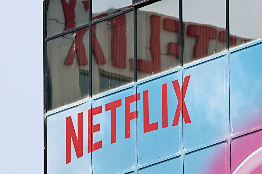 Netflix最近推出的一些劇集在播出第二季時，觀眾數量出現下降。路透社資料圖片