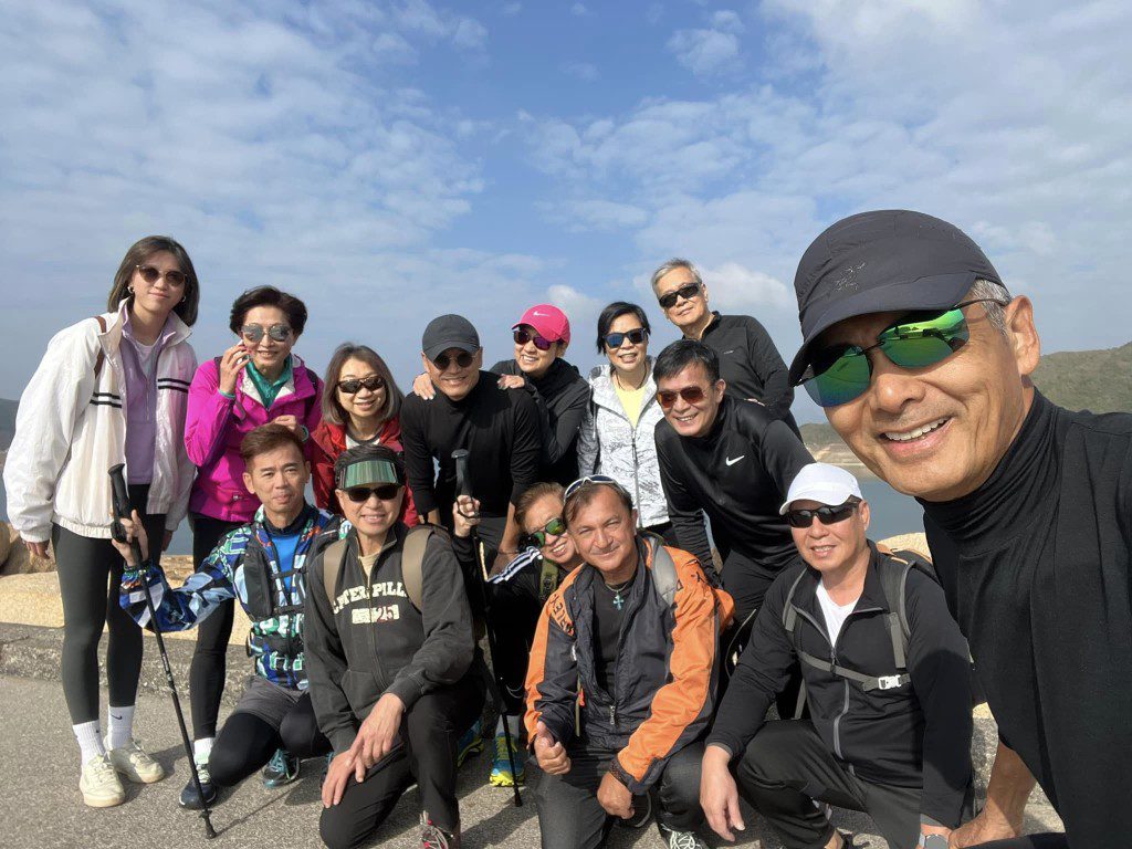劉江與太太為強身健體,兩年多前開始跟隨周潤發跑步,並將此變為日常活動。