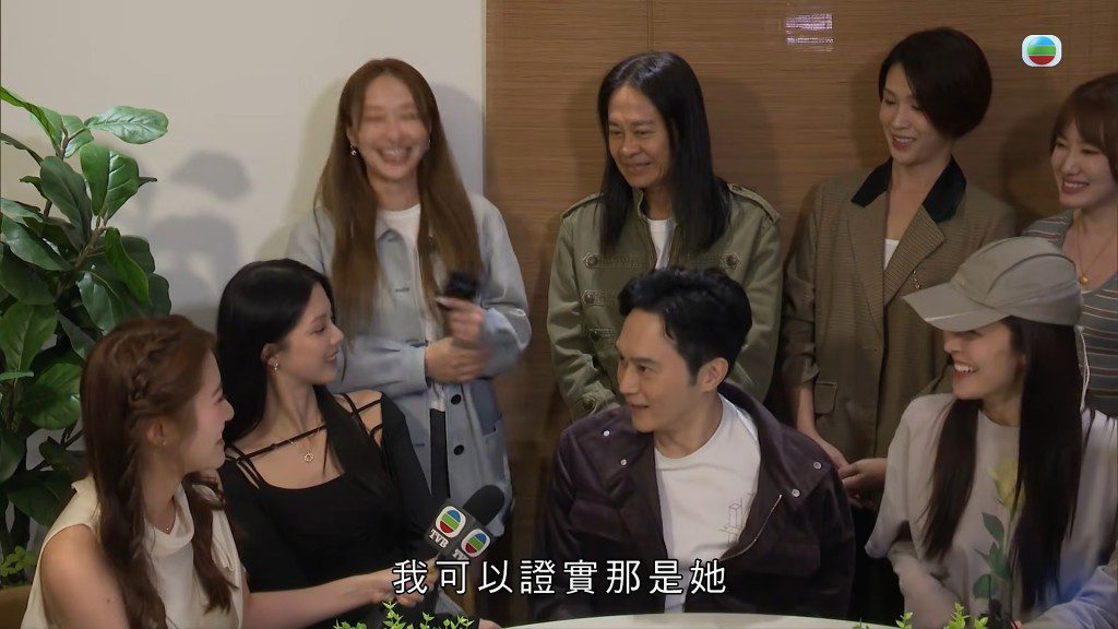 李澤欣負責採訪台慶重頭劇《璀璨之城》的演員們。