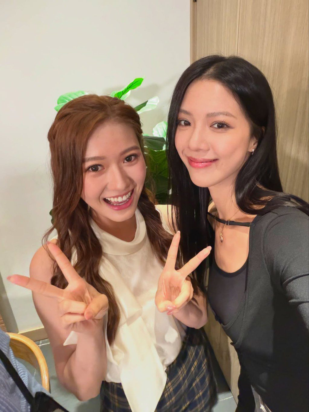 李澤欣與演員陳曉華的合照。
