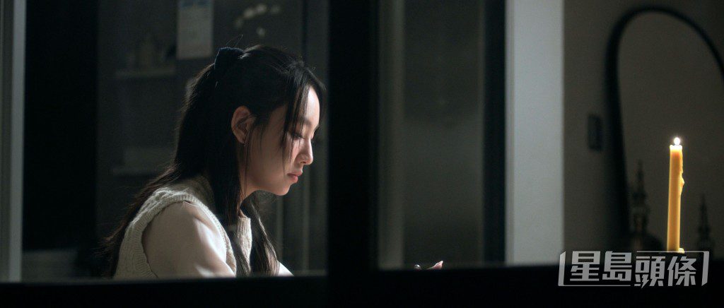 戲外的炎明熹，屬於性格內向的「I人」。