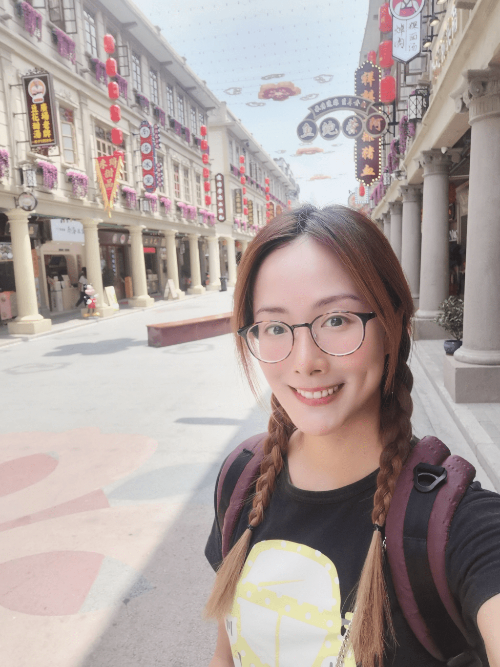 吳幸美打扮年輕,看起來即時減齡。