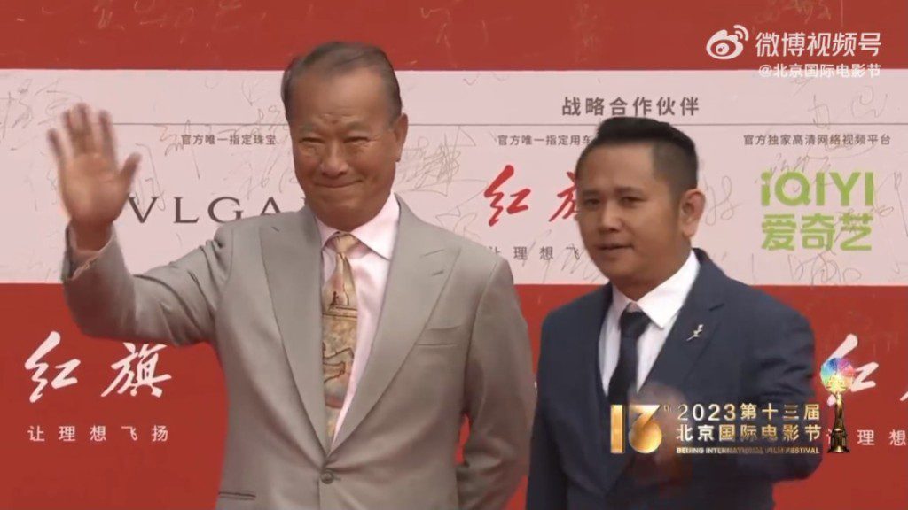 74歲的李修賢早前出席北京國際電影節,當時他一身西裝筆挺,步履矯健。