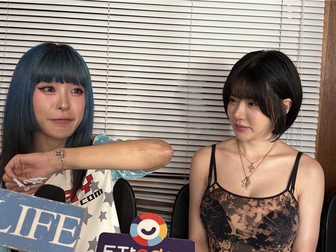DJ SODA與C.Holly在訪問中分享各自曾受傷的經歷，前者是感情創傷，後者則有車禍留下的疤痕。