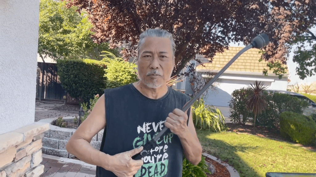 夏韶聲分享與孫兒玩耍的日常片段。