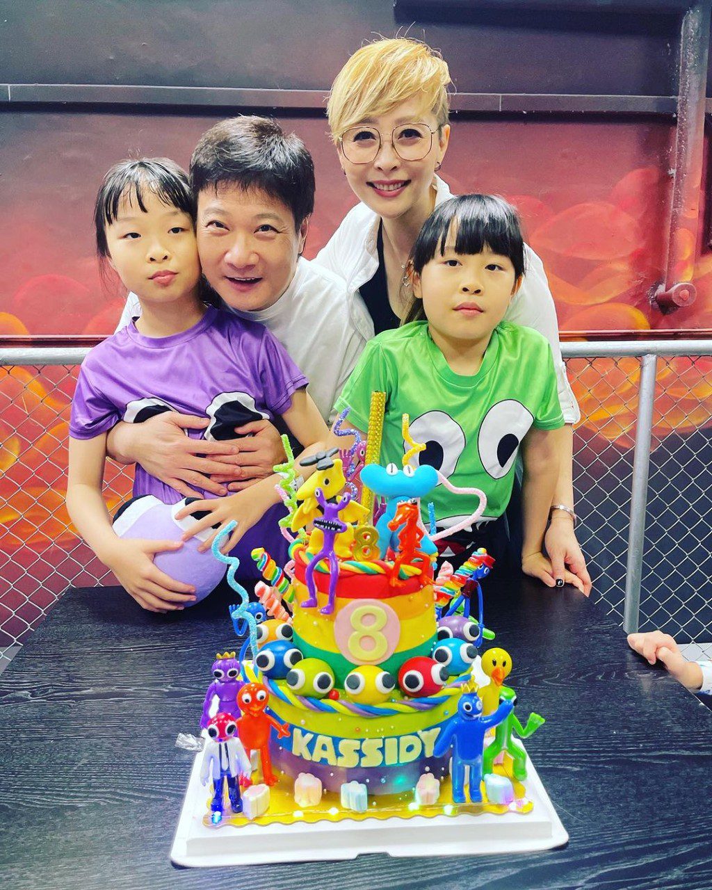 為了兩個女兒,錢嘉樂與湯盈盈付出不少心力。