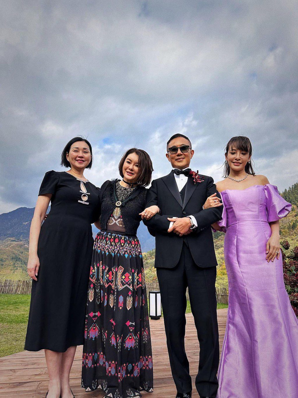 陳淑蘭遠赴四川九寨溝,參加前男友祁文傑女兒Jane的婚禮。