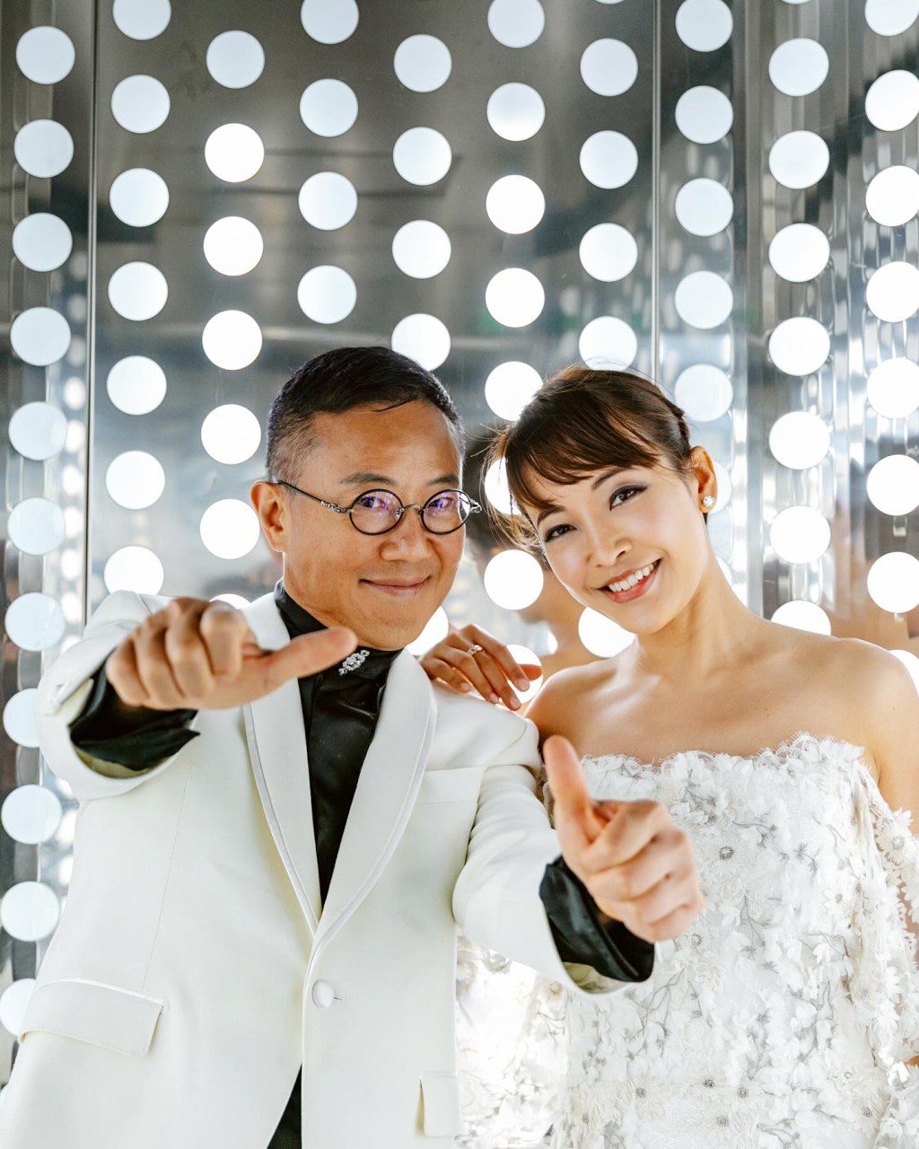 祁文傑開心公布:「隆重宣布我們結婚了!迎接美好未來。」