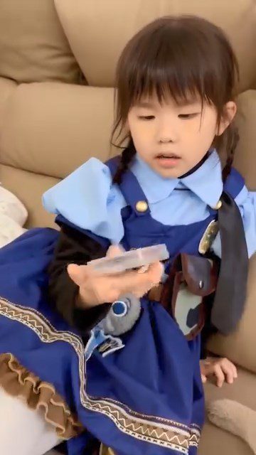 陳彥行女兒的童言童語,令網民感到非常可愛。