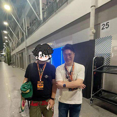 李家誠飛往新加坡觀看F1賽事。