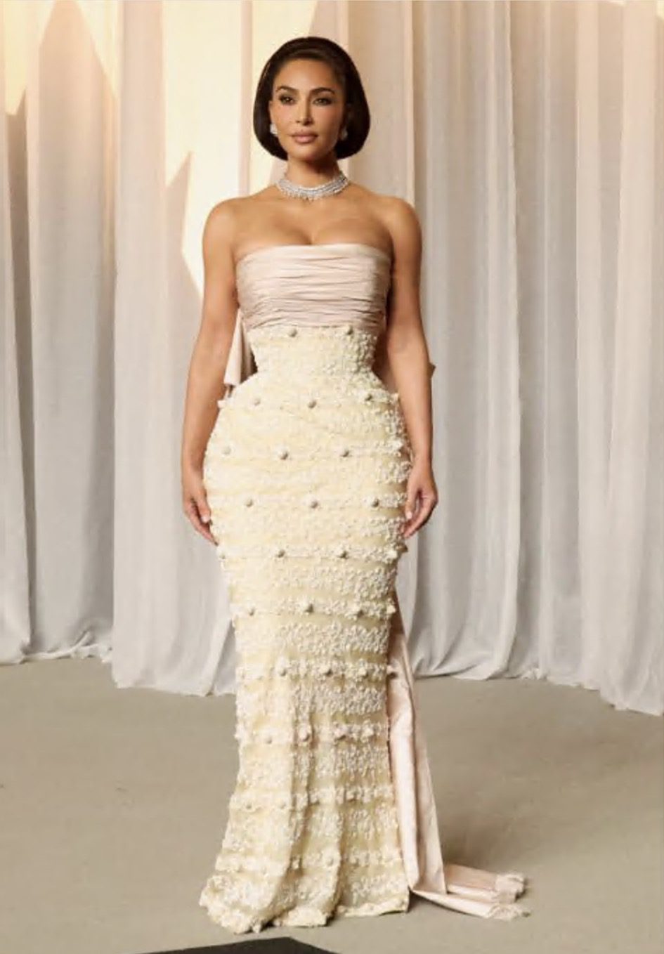 Kim Kardashian的造型靈感源自伊莉莎伯泰萊。